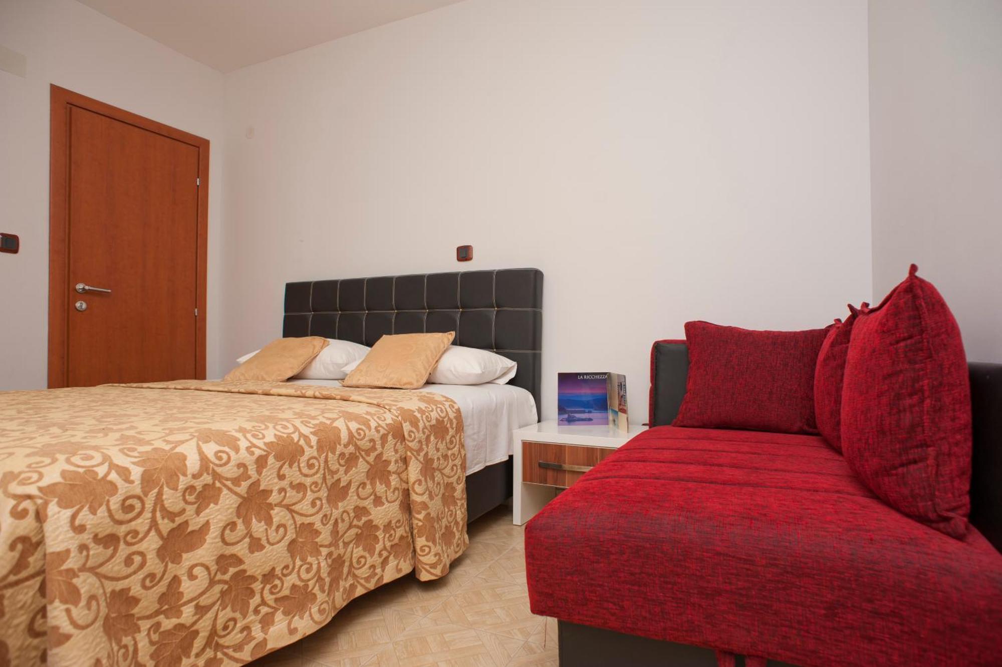 Apartments Gold Budva Eksteriør bilde